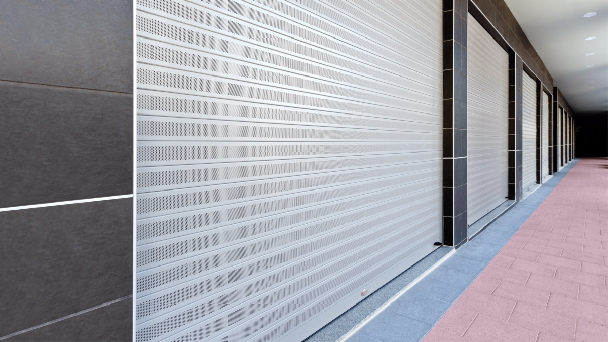 PS-100 Microperforated slats installed in a city-centre store