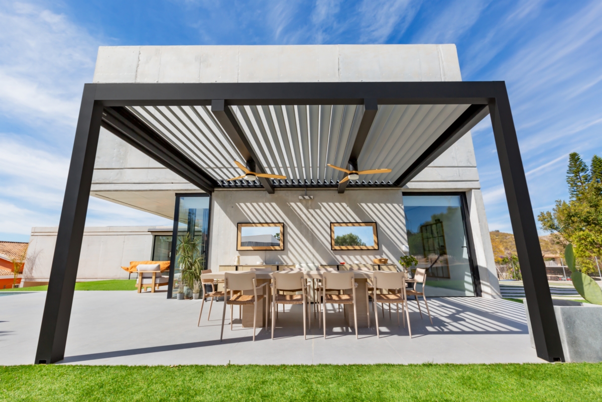 Toldos para exteriores, los diseños que complementan el espacio exterior de  un hogar