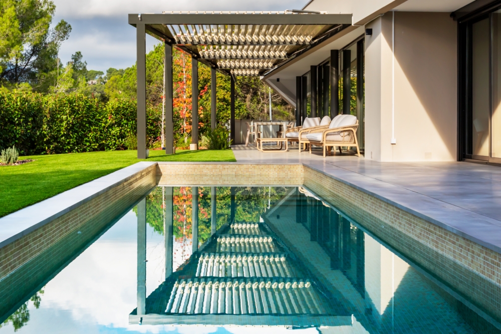 Pérgolas Bioclimáticas para los retos de la geometría irregular 