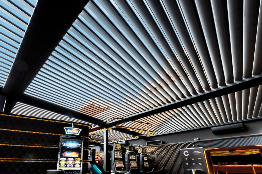 Saxun Bioclimatic Pergolas used to extend the Gran Casino of Castellón