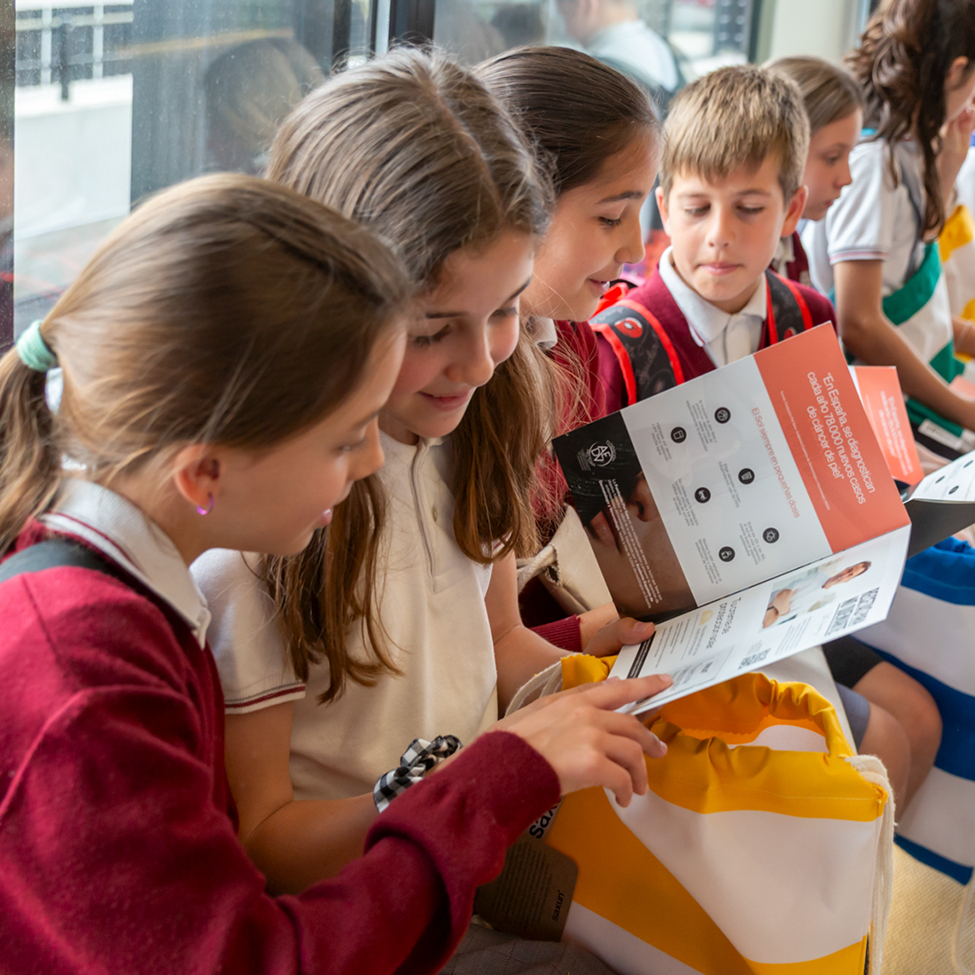 Los niños visitan Saxun para aprender a protegerse del Sol