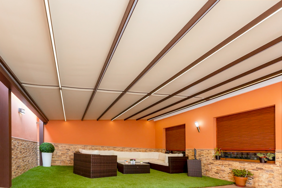 Cinco motivos pelos quais a pérgola de lona tensionada Fúlvia é perfeita para todo o tipo de negócios