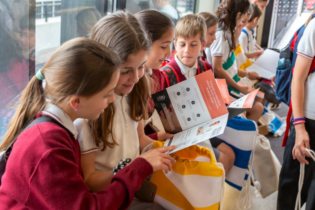 Los niños visitan Saxun para aprender a protegerse del Sol